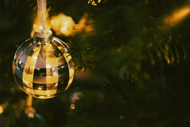 The Most Beautiful Garland Christmas Tree for Your Baby's Naming Day